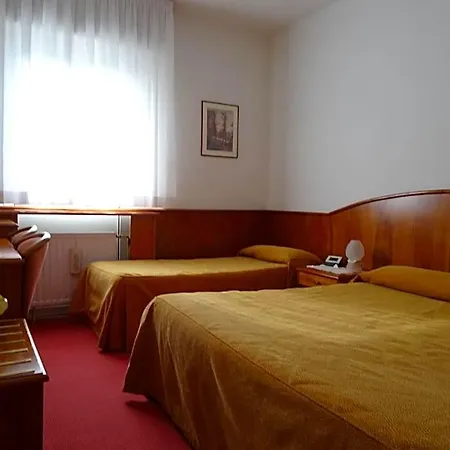 Roma 3*