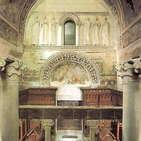 فندق Roma 3*