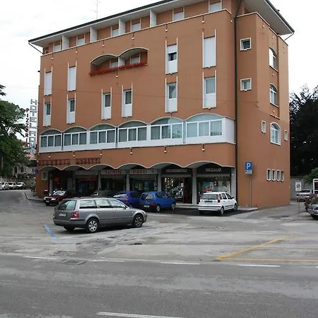 Hotel Roma